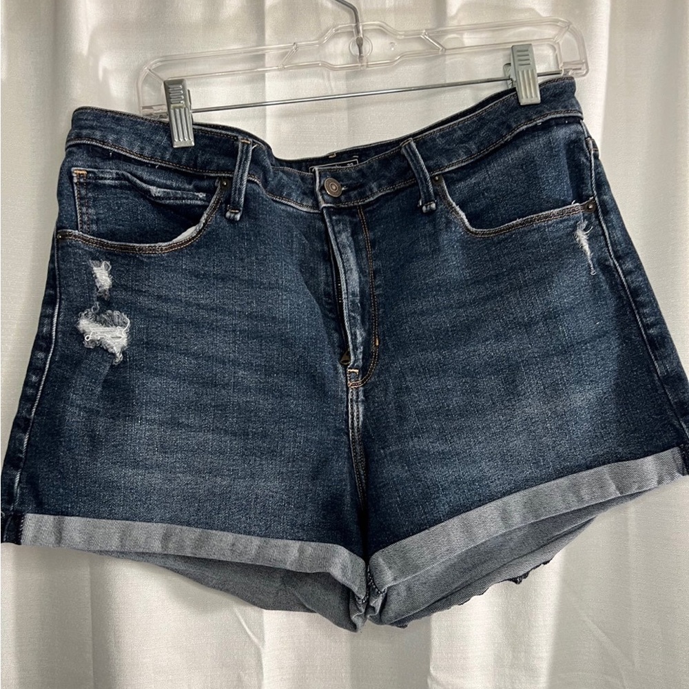 Abercrombie Simone high rise short